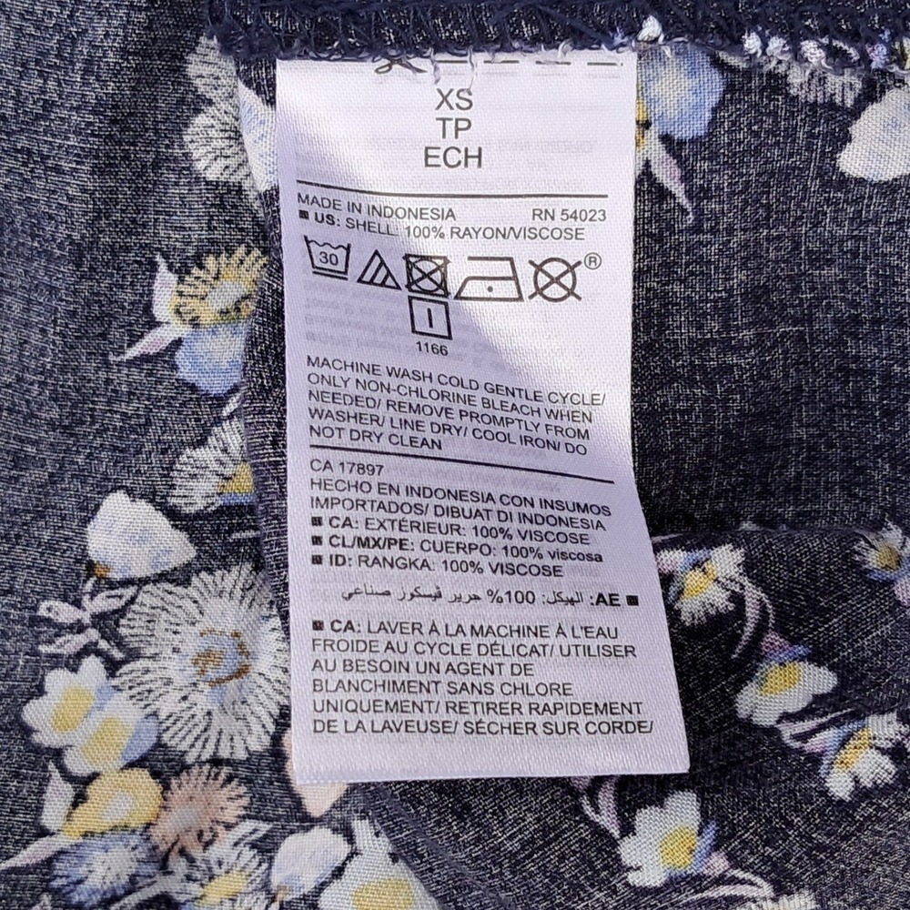 Old Navy Womens XS Navy Blue Floral Stripe Rayon Split Neck Relaxed Blouse - Picture 6 of 7